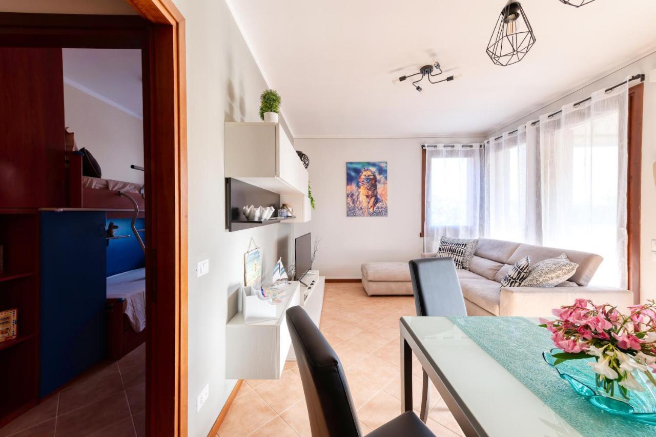 Wolf House - Sirmione Holiday Экстерьер фото